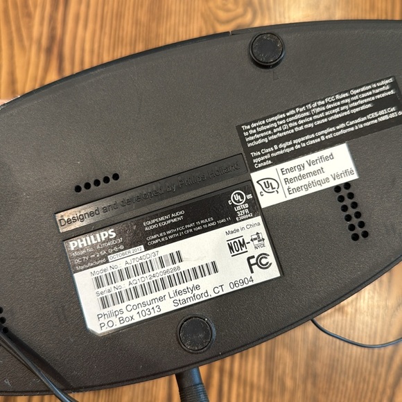 Philips Dual iPod/ iPhone Dock Clock Radio Speaker AJ7260D/37 - Picture 5 of 6